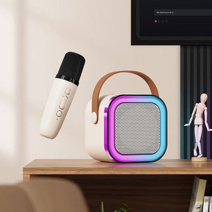 SingBuddy™ - Mini Karaokemaskin med trådlösa mikrofoner